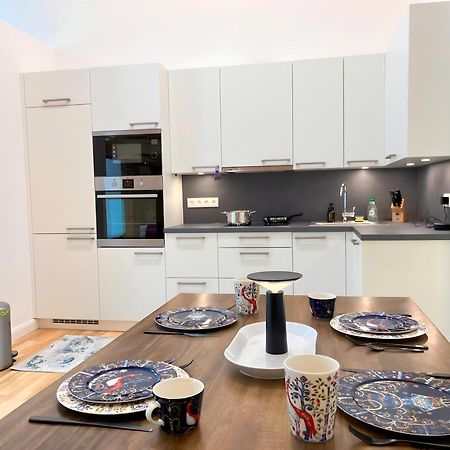 Newly Renovated Boutique Apartment Вена Экстерьер фото